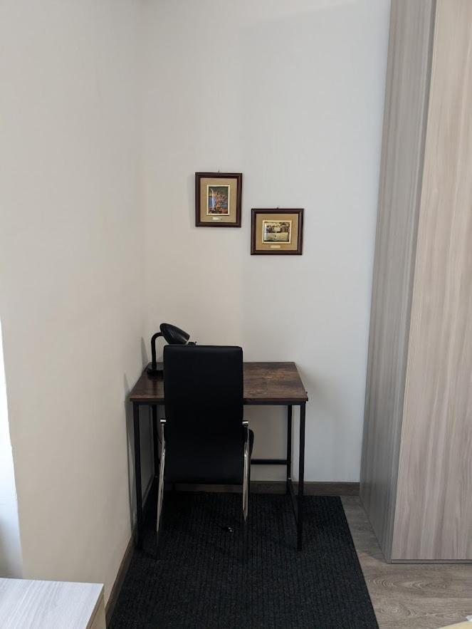 Appartamento A 100 Metri Da Piazza Della Repubblica Aria Condizionata Aosta Bagian luar foto